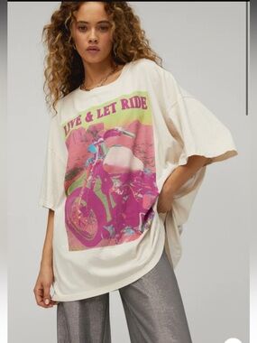 Daydreamer Live & Let Ride One Size Graphic Tee